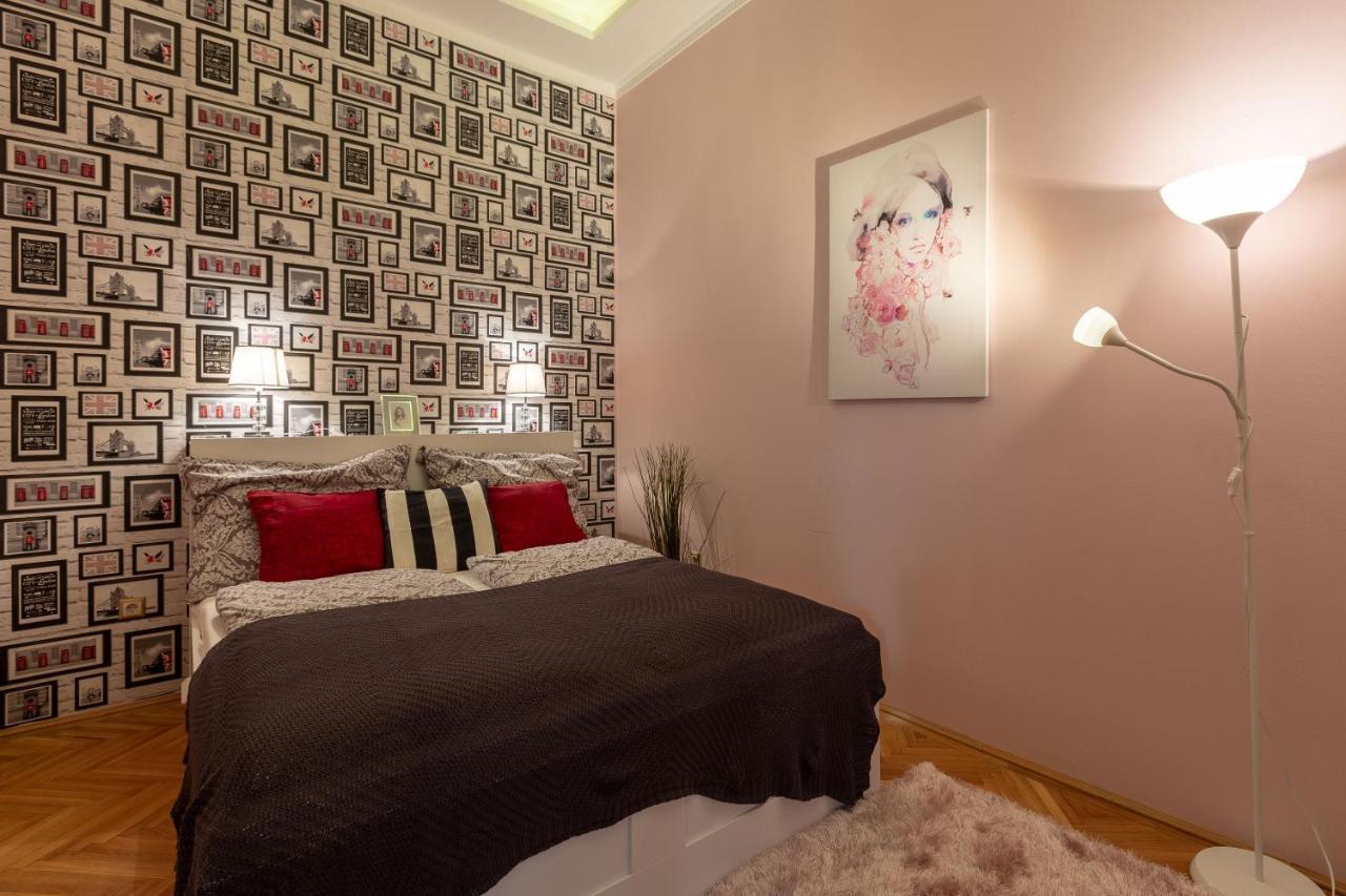 Luxury Downtown Home By Anna بودابست المظهر الخارجي الصورة
